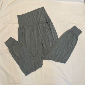 Athleta Studio Jogger Pants. Size Small